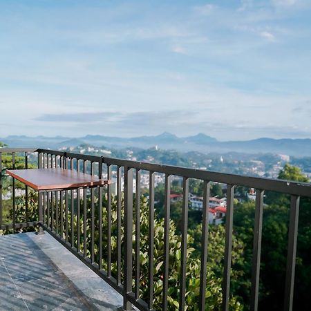 Golden Sky Residence Kandy Zewnętrze zdjęcie