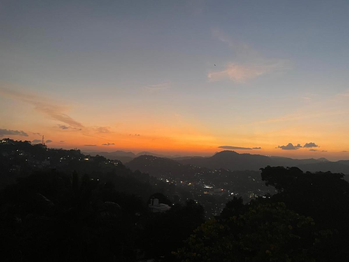 Golden Sky Residence Kandy Zewnętrze zdjęcie